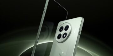 أفضل مراجعة لهاتف OnePlus 13R لعيوبه وميزاته