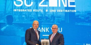 رئيس اقتصادية قناة السويس يستقبل رئيس اتحاد الصناعات المصرية ومجموعة من ممثلي 5 غرف صناعية