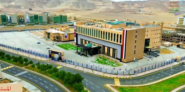 وزير الإسكان يتابع موقف تنفيذ مشروعات مدينة سوهاج الجديدة