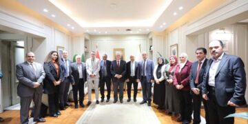 وزير التعليم العالي يستقبل خبراء برنامج “نحو إنشاء الأكاديمية المصرية لعلوم الرياضيات”