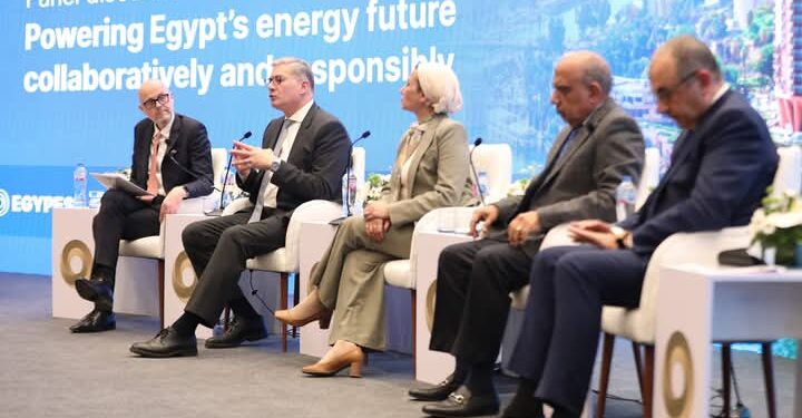 مؤتمر مصر الدولى للطاقة يستضيف وزراء البترول والكهرباء والبيئة وقطاع الأعمال