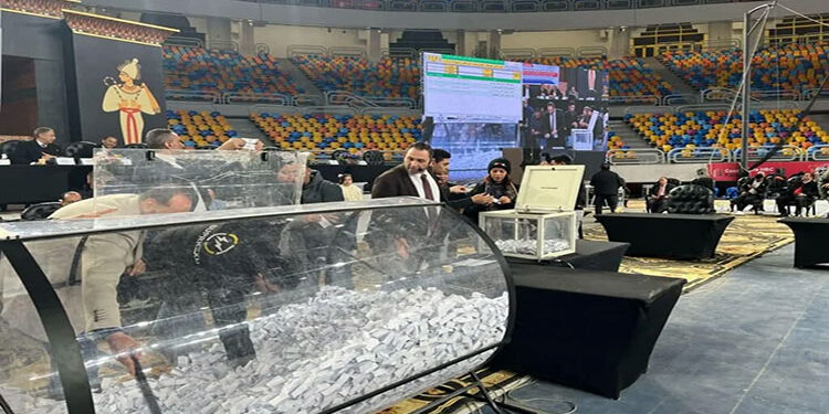 وزير الإسكان: إجراء القرعة العلنية على قطع الأراضي بمدينة برج العرب الجديدة ضمن برنامج “مسكن”