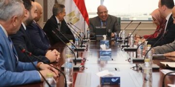 وزير الكهرباء يبحث مع شركة “أكوا باور” السعودية دعم وتعزيز التعاون والشراكة