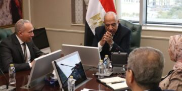 وزير الكهرباء يبحث مع مجموعة “جيزة للأنظمة” التعاون فى مجالات التحول الرقمي