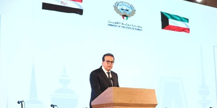 وزير الصحة يؤكد عمق وترابط العلاقات التاريخية بين مصر والكويت