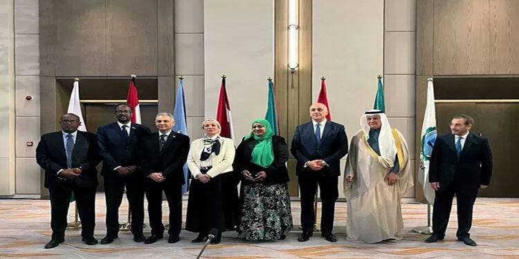 وزيرة البيئة تسلم رئاسة المجلس الوزارى الحادى والعشرون لهيئة برسجا لوزيرة البيئة الأردنى