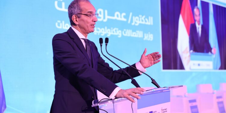 بالتعاون مع اليونسكو وزارة الاتصالات تطلق فعاليات تقييم جاهزية مصر للذكاء الاصطناعى المسؤول