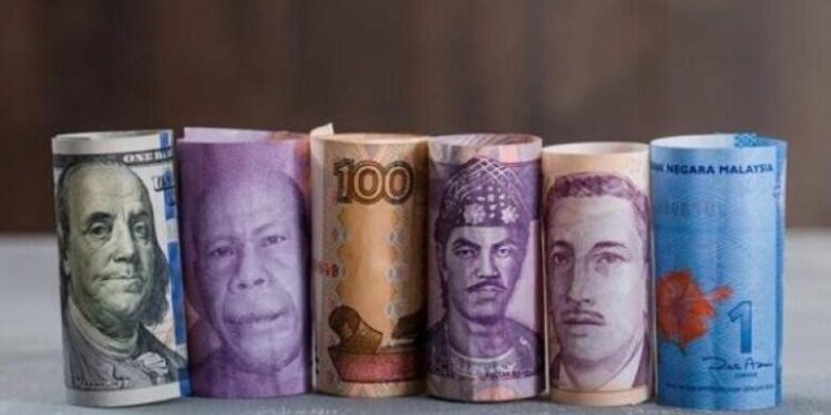 أسعار العملات في مصر اليوم الإثنين