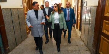 وزيرة التنمية المحلية تتابع سير العمل وتقديم الخدمات للمواطنين ومستجدات التصالح علي مخالفات البناء