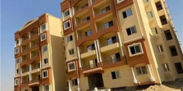 “تعاونيات الإسكان”: إطلاق التيار الكهربائي في عدد من عمارات مشروع لؤلؤة القاهرة الجديدة
