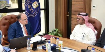 رئيس هيئة الدواء يستقبل ممثلي شركة سبيماكو السعودية