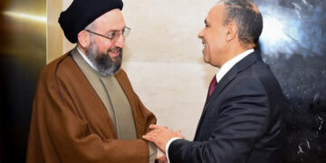 وزير الخارجية والهجرة يستقبل رئيس تيار الحكمة الوطني العراقي