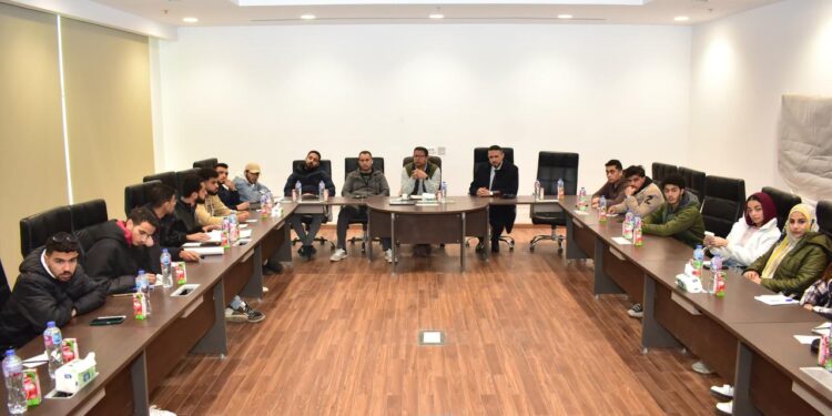 طلاب الهندسة المعمارية بالأكاديمية العربية يزورون جهاز العلمين الجديدة لعرض مقترحات مشروعاتهم