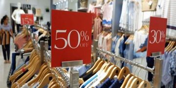 وزير التموين يصدر قرارًا وزارياً بمد فترة  التصفية الموسمية الأولى “الأوكازيون الشتوي” لعام 2025