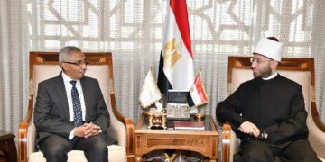 وزير الأوقاف يستقبل مساعد وزير الخارجية للعلاقات الثقافية