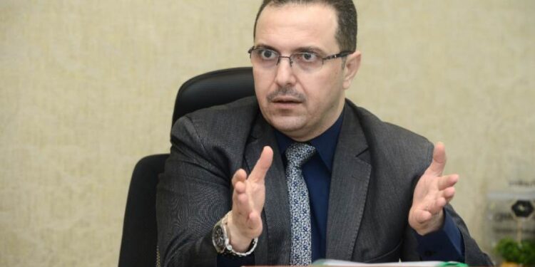 وليد عباس: طرح الأراضي للمطورين الأجانب عبر بوابة الهيئة