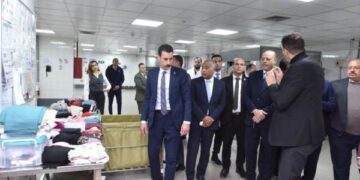 وزير العمل يزور مستشفى الناس للأطفال..ويُشيد بالخدمات الصحية المتطورة المُقدمة للمواطنين بالمجان