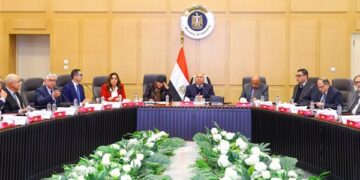 الوزير: تشكيل لجنة تضم ممثلي هيئة التنمية الصناعية ووزارة البيئة لمعاينة المدفن الصحي بالعاشر من رمضان ودراسة جدوى استغلاله