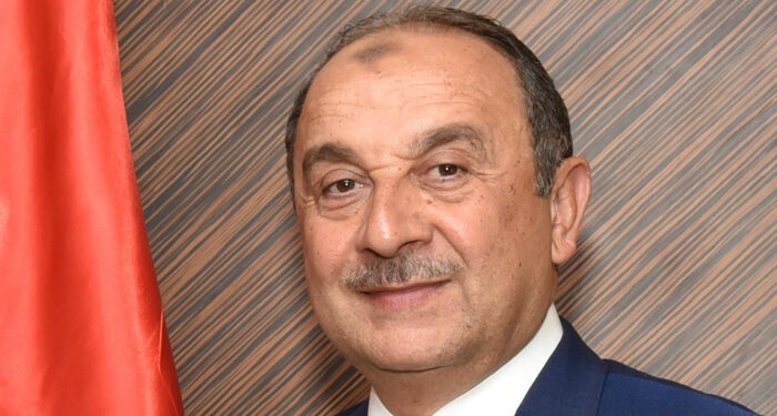 وزير قطاع الأعمال العام يبدأ جولة تفقدية لمصانع وشركات تابعة جنوب الصعيد