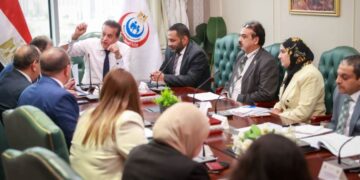 نائب رئيس الوزراء وزير الصحة يبحث ترشيد استهلاك السكر للحد من الأمراض المزمنة
