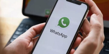 واتساب يطور خاصية جديدة لترجمة الرسائل