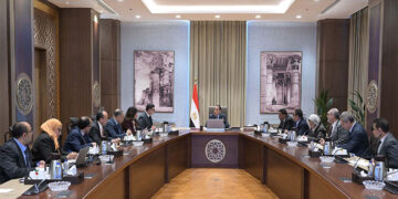 رئيس الوزراء يتابع أعمال تطوير الساحل الشمالي الغربي من غرب رأس الحكمة لشرق مطروح