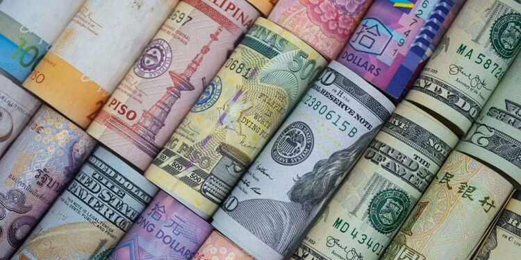 أسعار العملات في مصر اليوم الخميس