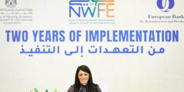 «المشاط»: 6.7 مليار جنيه استثمارات عامة لربط 4 مشروعات طاقة متجددة ضمن برنامج «نُوَفِّي»