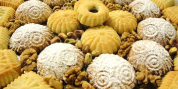 استمرار طرح منتجات كعك العيد والبسكويت بمنافذ المجمعات الاستهلاكية