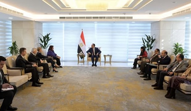 رئيس الوزراء يلتقي مفوضة الاتحاد الأوروبي لشئون المتوسط والوفد المرافق لها