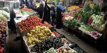 أسعار الخضار والفاكهة اليوم الخميس
