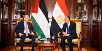 وزير الخارجية والهجرة يستقبل رئيس الوزراء وزير الخارجية الفلسطيني