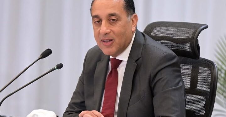 رئيس الوزراء يصدر قرار إجازة عيد الفطر  المبارك