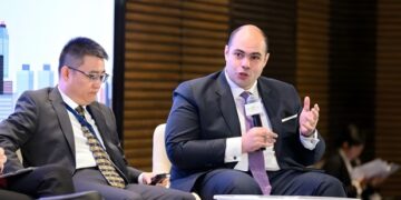 رئيس جهاز حماية المنافسة يشارك في مؤتمر “تبادل خبرات المنافسة” بهونغ كونغ