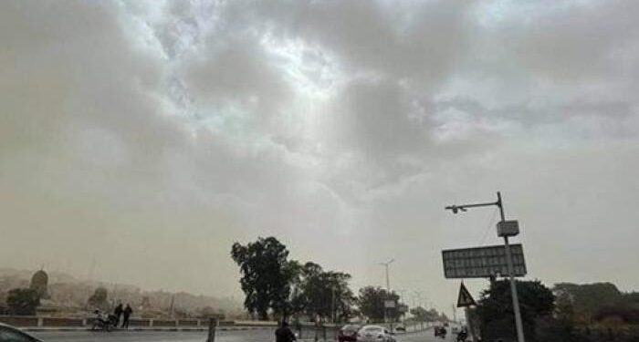 انخفاض مفاجئ فى درجات الحرارة وأمطار على هذه المناطق