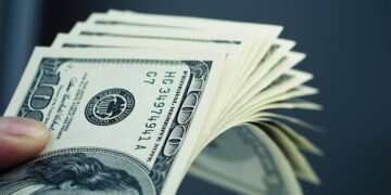 أسعار الدولار في مصر اليوم الاثنين