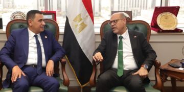 وزير العمل يلتقي رئيس جامعة ساكسوني مصر للعلوم التطبيقية