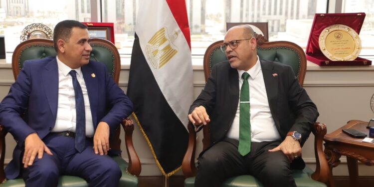 وزير العمل يلتقي رئيس جامعة ساكسوني مصر للعلوم التطبيقية