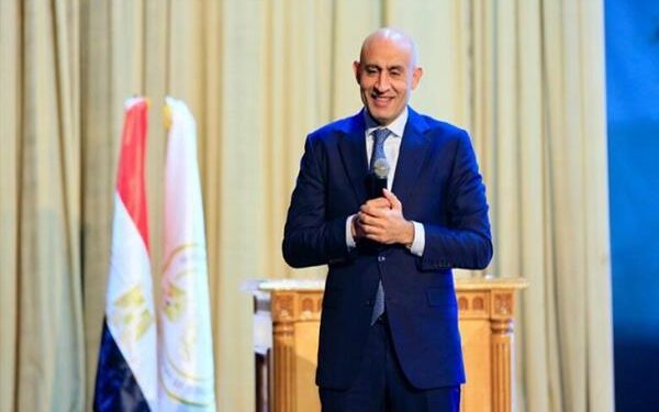 وزير التربية والتعليم يعتمد جداول امتحانات الدبلومات الفنية للعام الدراسى 2024 / 2025