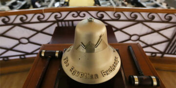 صعود قوى لمؤشرات البورصة بمستهل التعاملات ورأس المال يربح 42 مليار جنيه