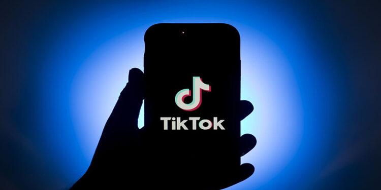 أمازون تسعي لشراء تيك توك قبل موعد الحظر النهائي