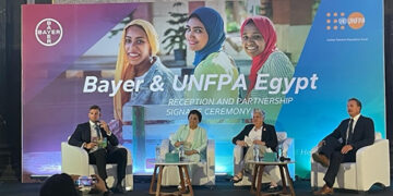 نائب وزير الصحة تشهد توقيع اتفاقية شراكة بين صندوق الأمم المتحدة للسكان وشركة باير