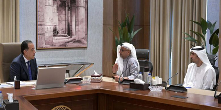 رئيس الوزراء يتابع مستجدات تنفيذ مشروع مدينة رأس الحكمة