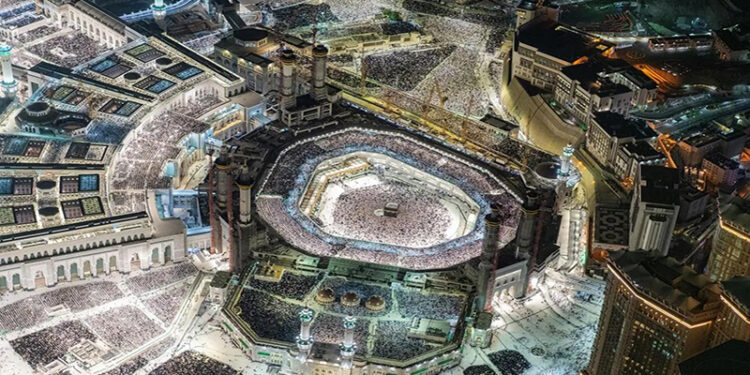 بدء تنفيذ قرار منع الدخول أو البقاء في مكة لجميع أنواع التأشيرات