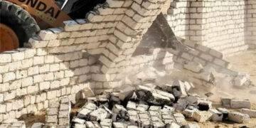 التنمية: تنفيذ الإزالة لـ41 حالة متغيرات مكانية غير قانونية في مراكز ومدن المحافظة