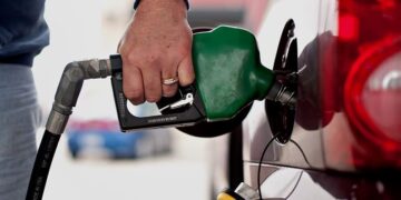 عاجل.. رفع أسعار الوقود في مصر