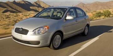 هيونداي تخطط لإنتاج سيارة هجينة بنظام دفع خلفي