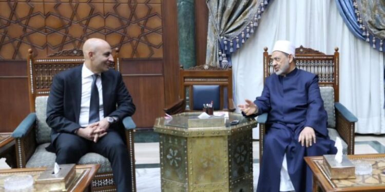 شيخ الأزهر ووزير التربية يؤكدان ضرورة غرس القيم الدينية والأخلاقية من خلال المدرسة