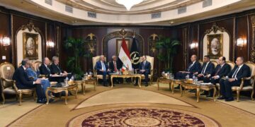 وزير الداخلية يستقبل مُفوض الهجرة والشئون الداخلية بالاتحاد الأوروبى