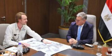 وزير البترول والثروة المعدنية يلتقي وفدًا من شركة “باريك جولد”